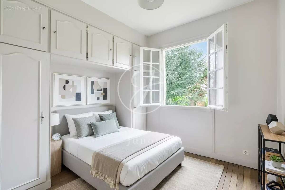 Maison à LE VESINET