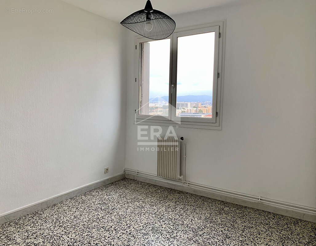 Appartement à MARSEILLE-9E