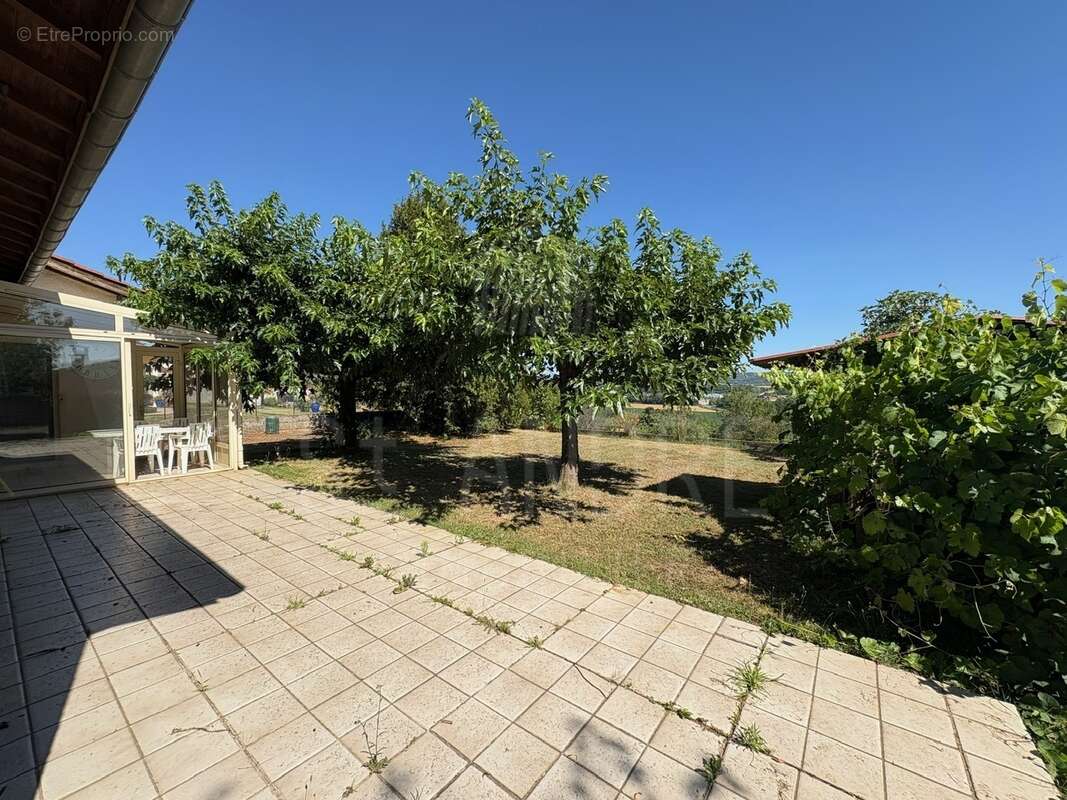 Maison à BEAUREPAIRE