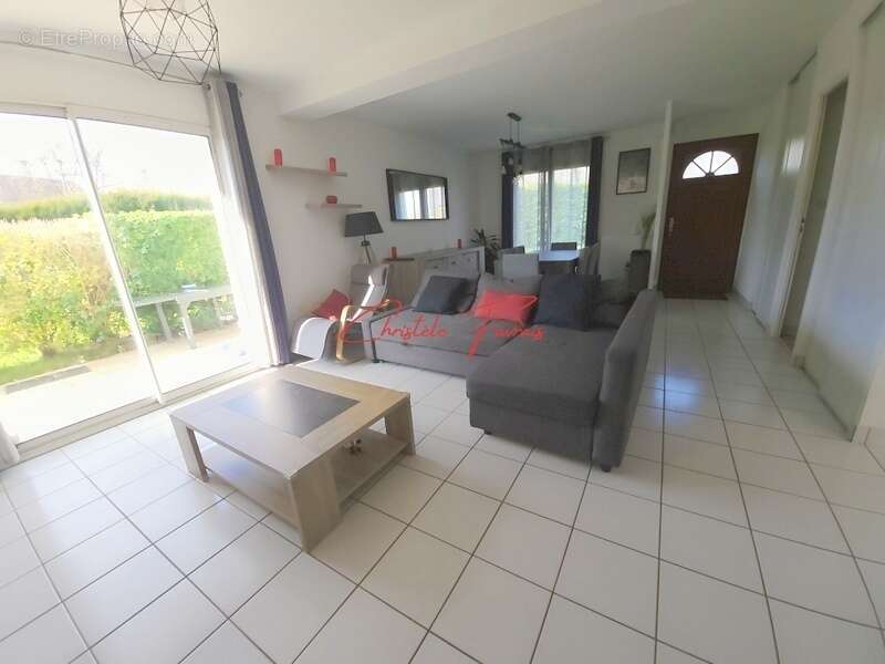 Maison à SAINT-AUBIN-DU-CORMIER