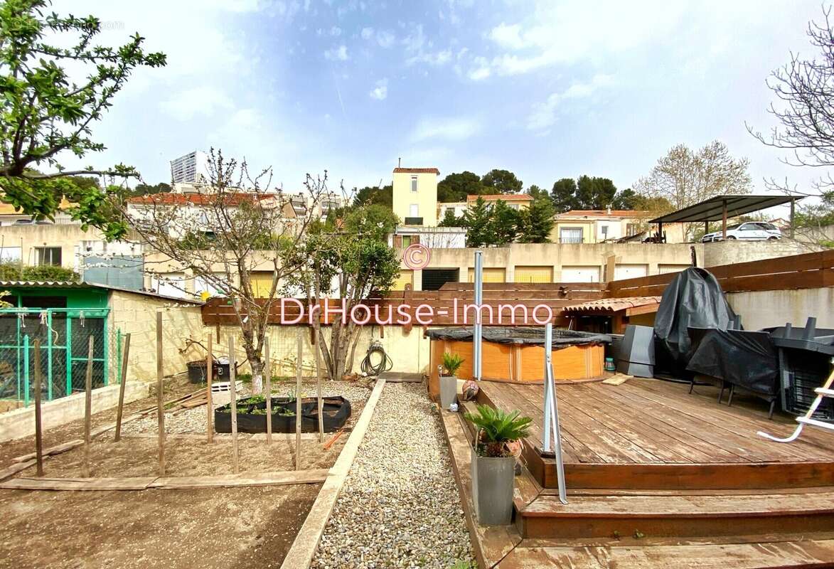 Maison à MARSEILLE-9E