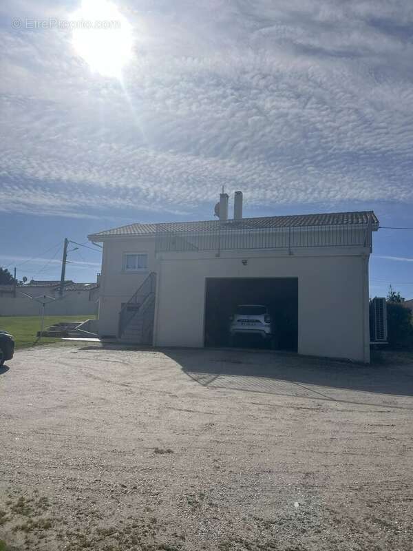 Maison à GAILLAN-EN-MEDOC