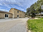 Maison à LA BAUME-DE-TRANSIT