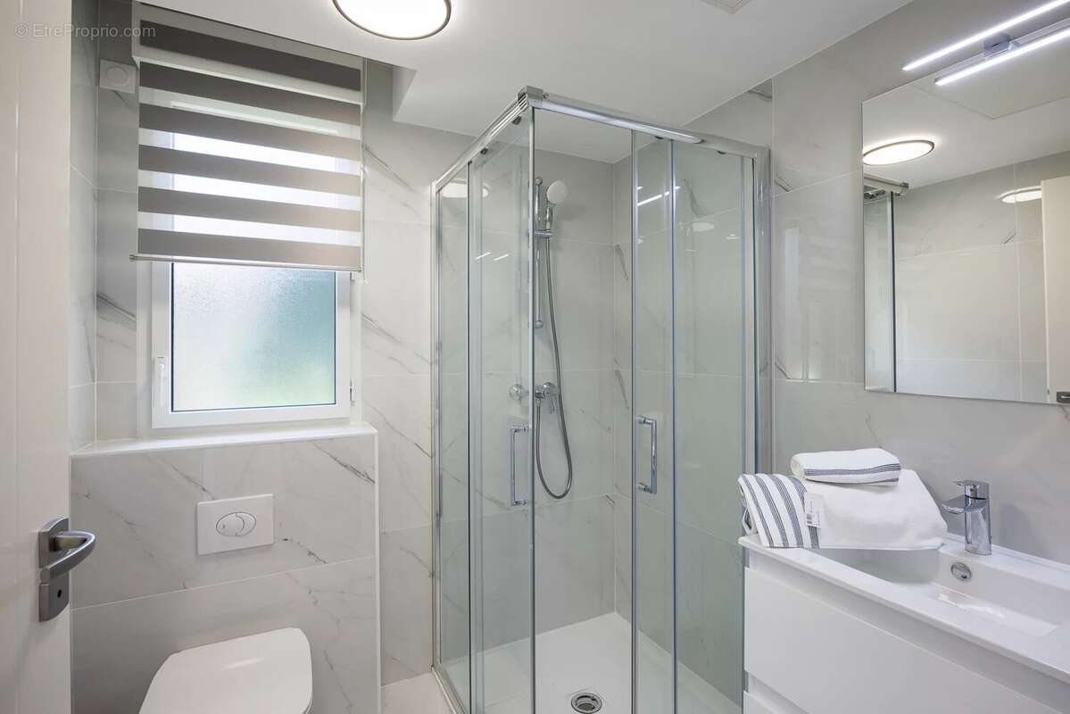 Appartement à ROQUEBRUNE-CAP-MARTIN