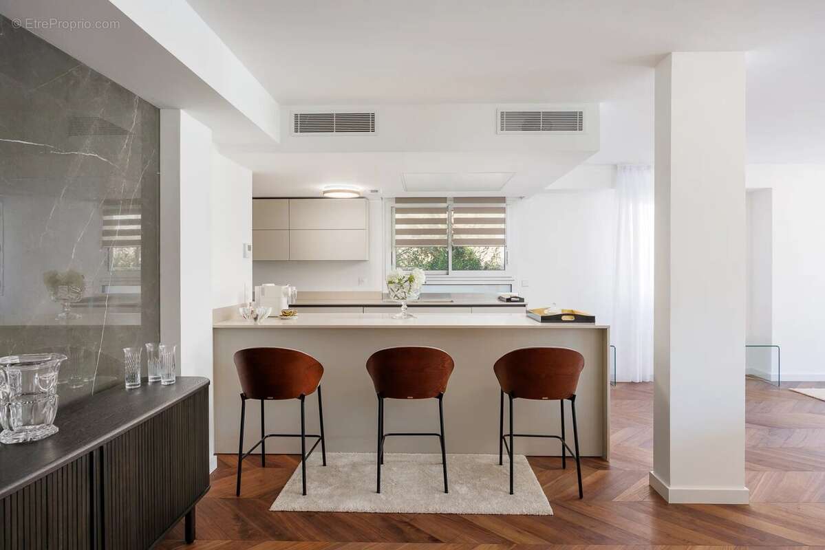 Appartement à ROQUEBRUNE-CAP-MARTIN