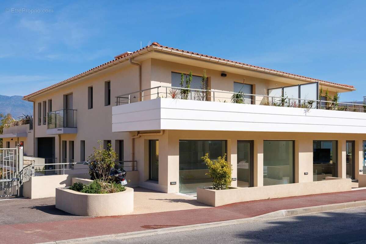 Appartement à ROQUEBRUNE-CAP-MARTIN