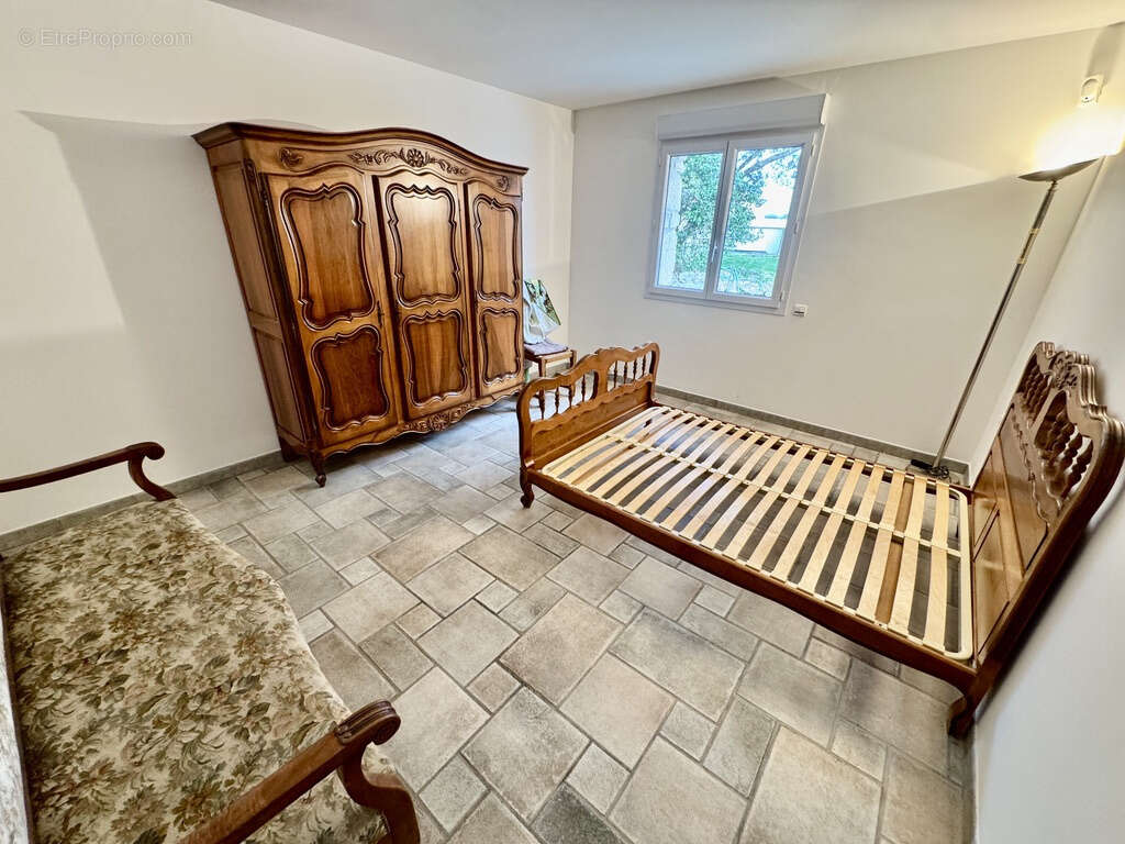 Maison à LA BAUME-DE-TRANSIT