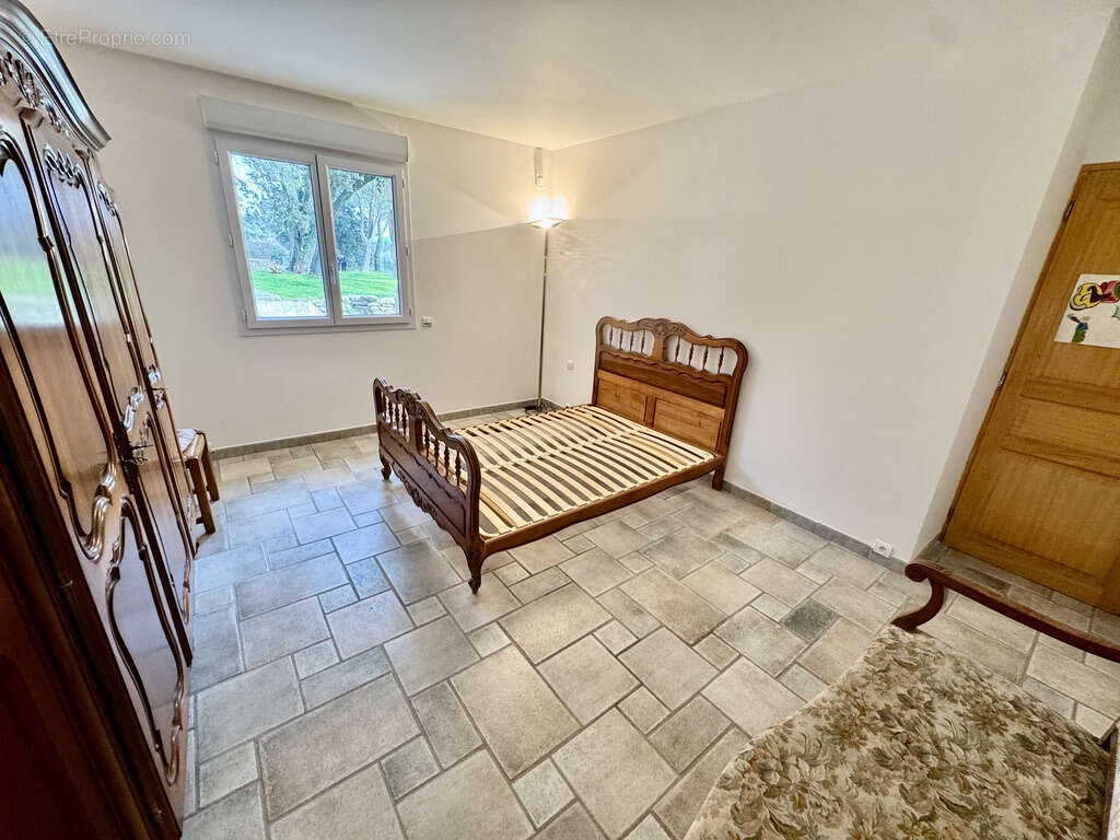 Maison à LA BAUME-DE-TRANSIT