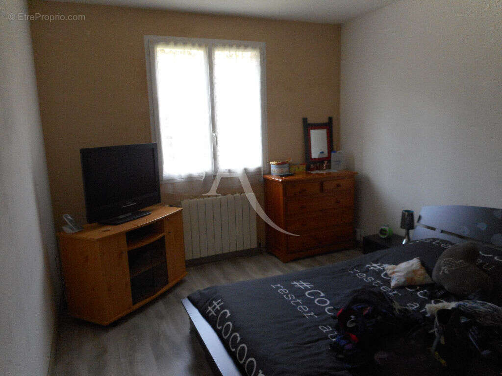 Maison à BUSSAC-SUR-CHARENTE