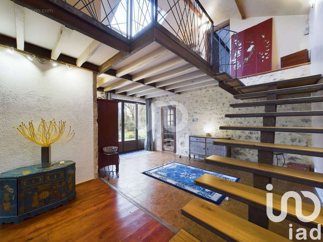 Photo 3 - Maison à CHAINTREAUX