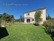 Maison à SAUMANE-DE-VAUCLUSE