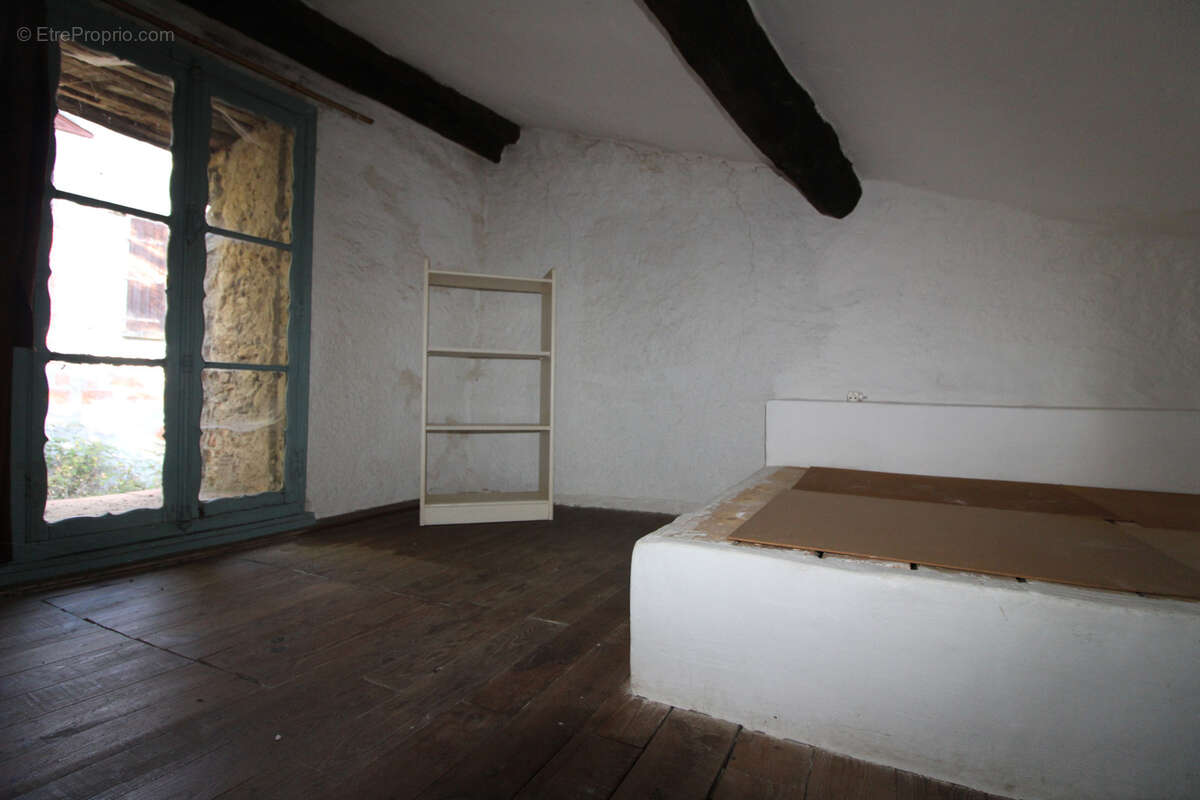 Maison à FESTES-ET-SAINT-ANDRE