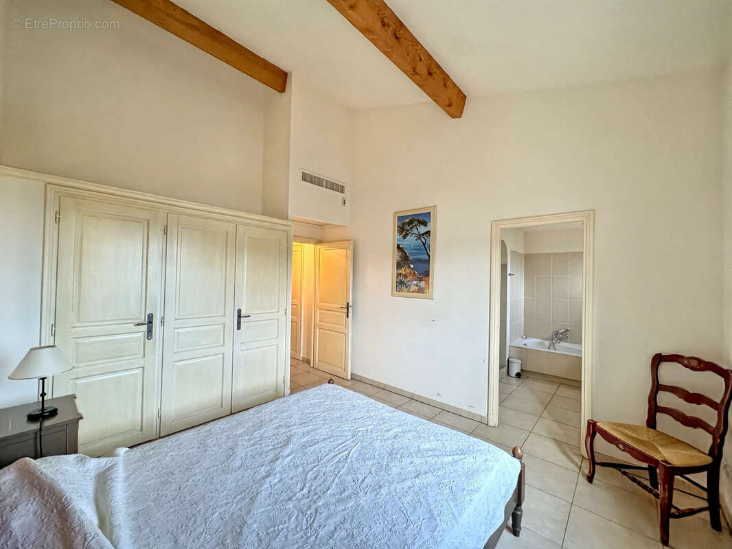 Appartement à LA MOTTE