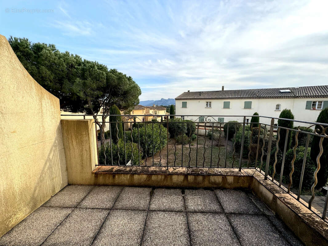 Appartement à LA MOTTE