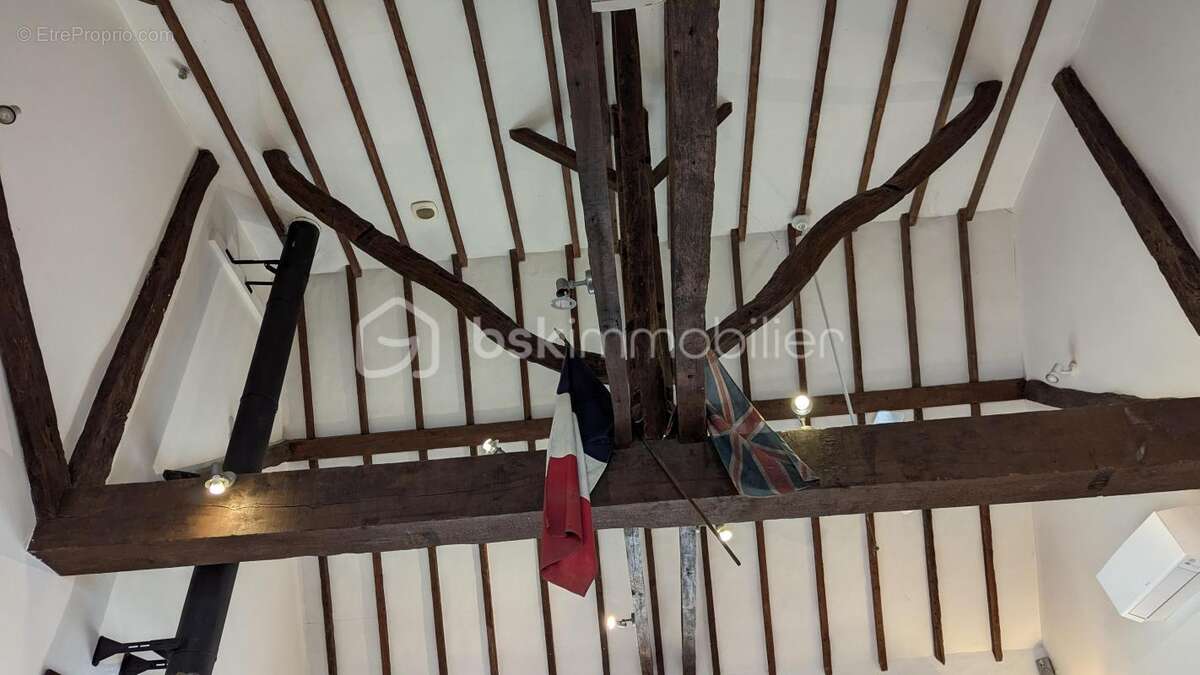 Maison à HUCQUELIERS