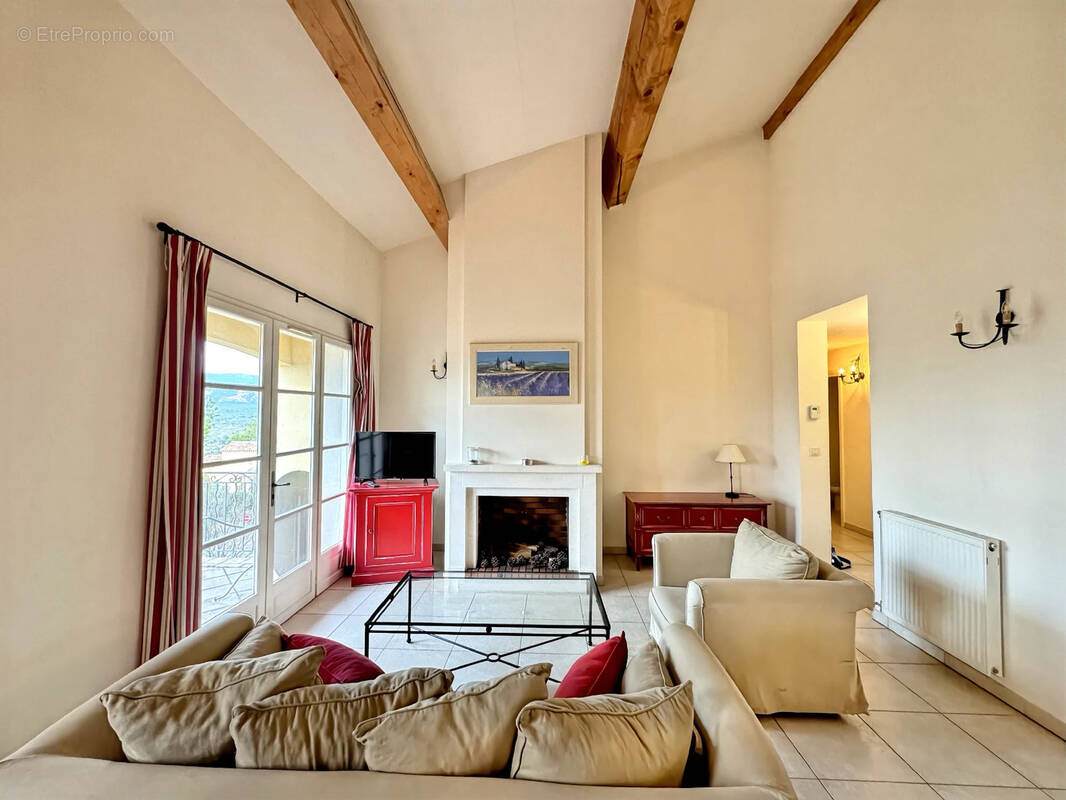 Appartement à LA MOTTE