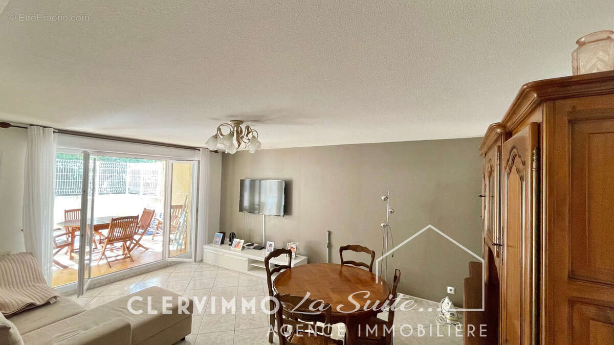 Appartement à MARSEILLE-11E