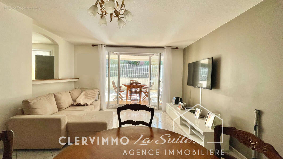 Appartement à MARSEILLE-11E