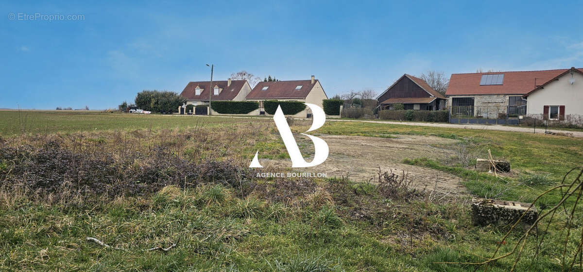 Terrain à VANVILLE