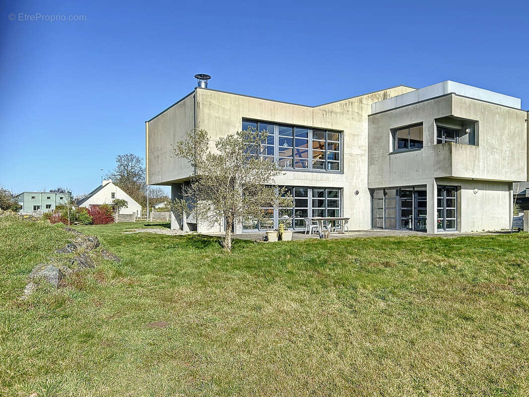 Maison à GOUVILLE-SUR-MER