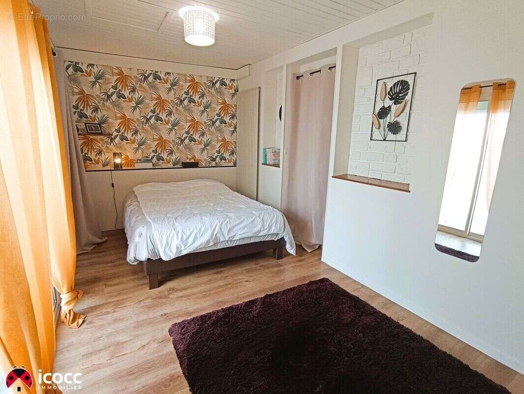 Maison à NIEUL-LE-DOLENT