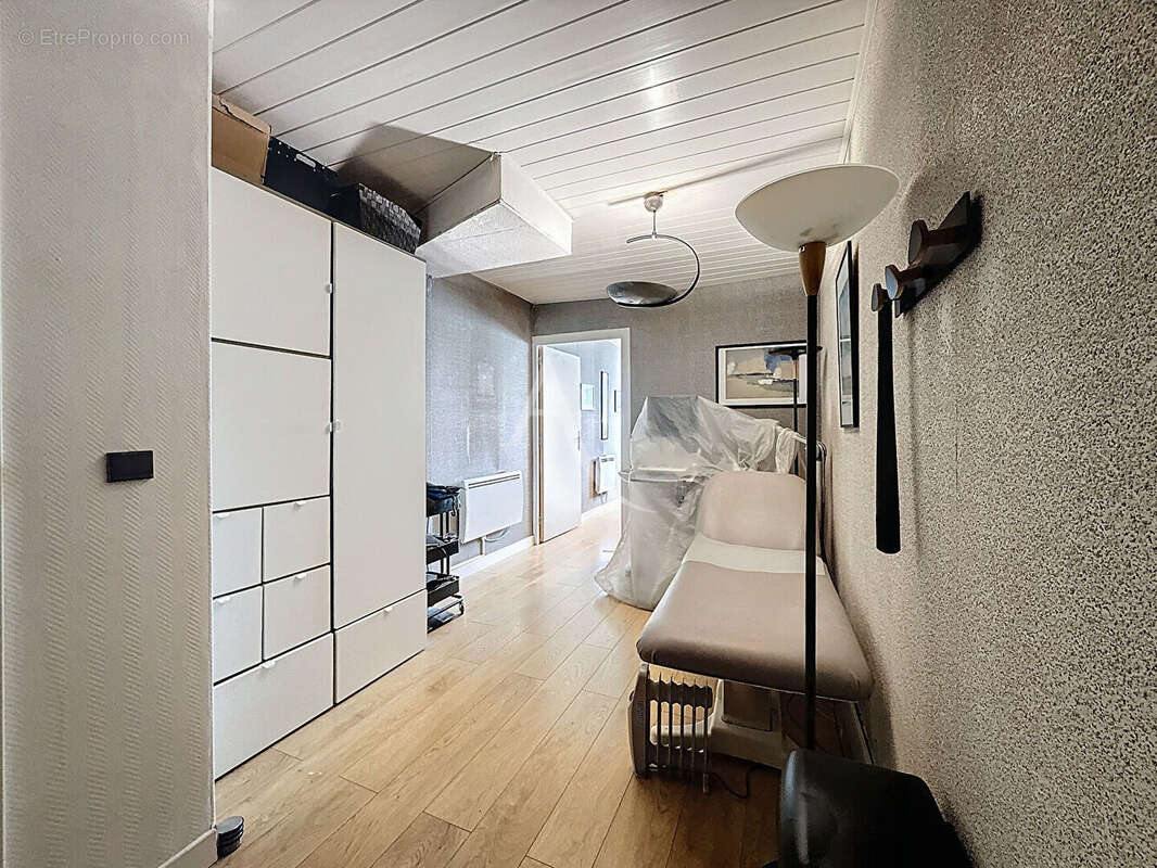 Commerce à THORIGNY-SUR-MARNE