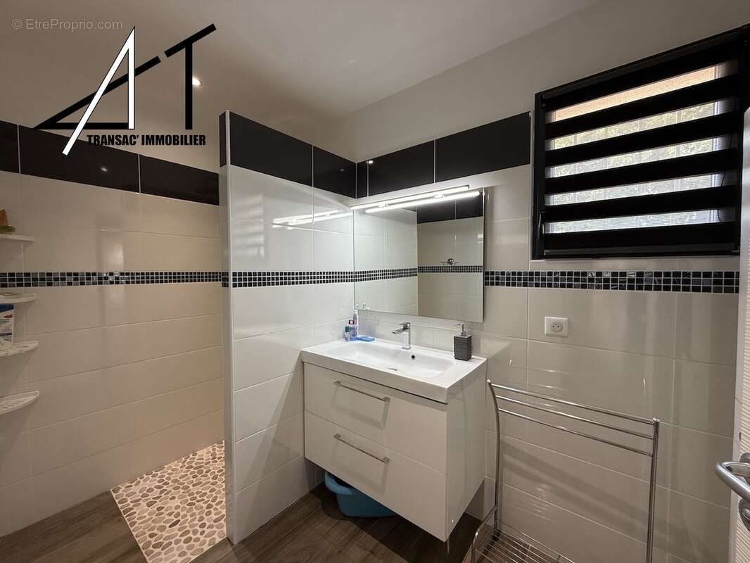 Maison à PRUNELLI-DI-FIUMORBO