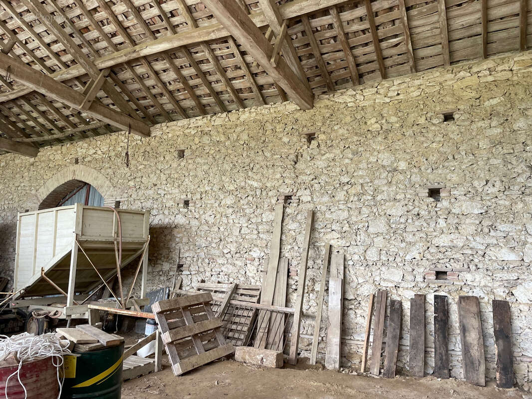 Maison à ESCORNEBOEUF