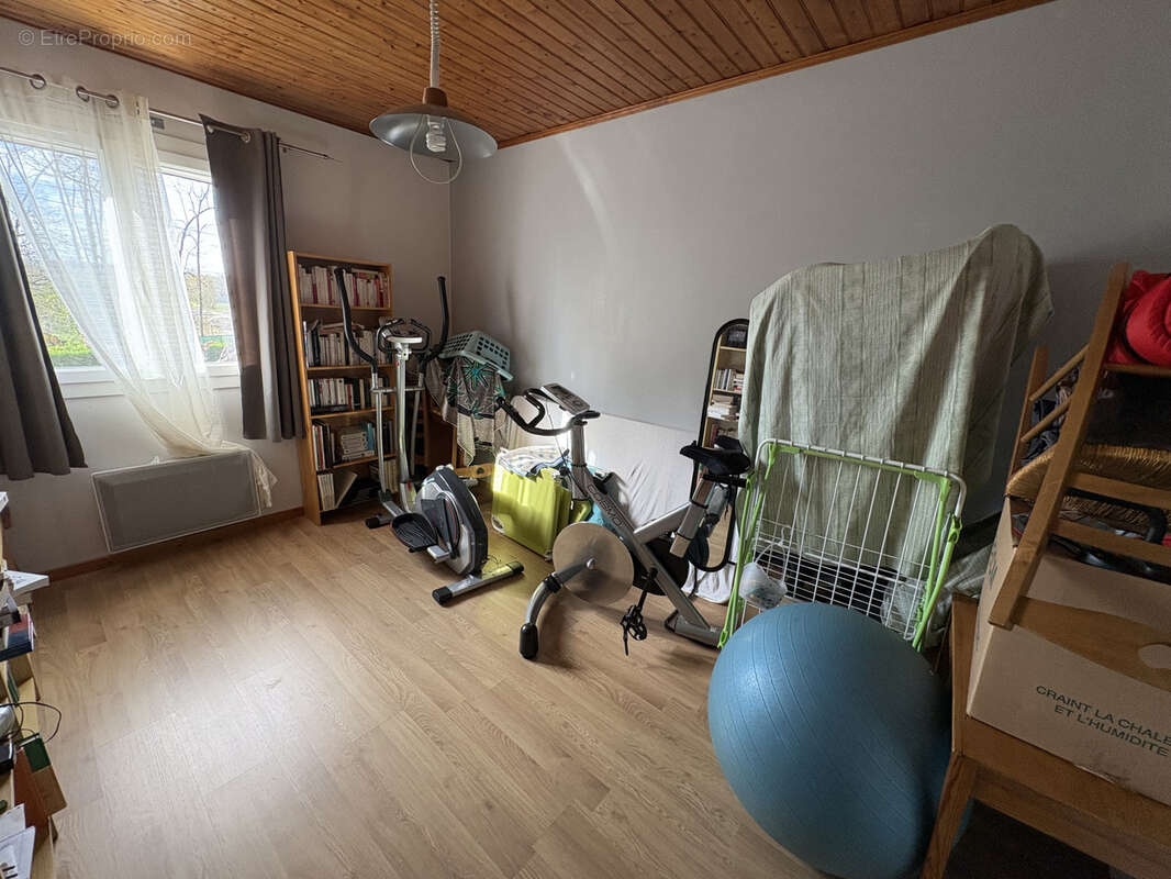 Maison à FEUGAROLLES