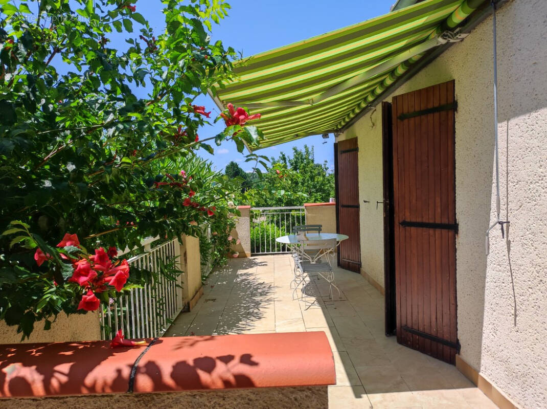 Maison à PORT-SAINTE-MARIE