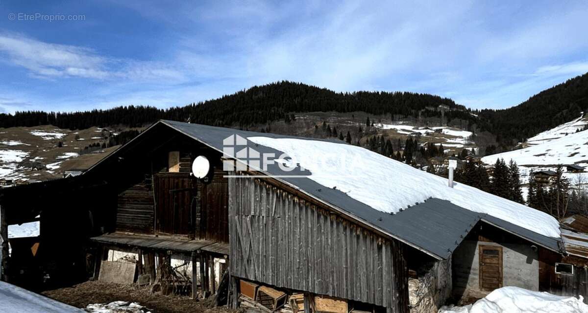 Maison à NOTRE-DAME-DE-BELLECOMBE