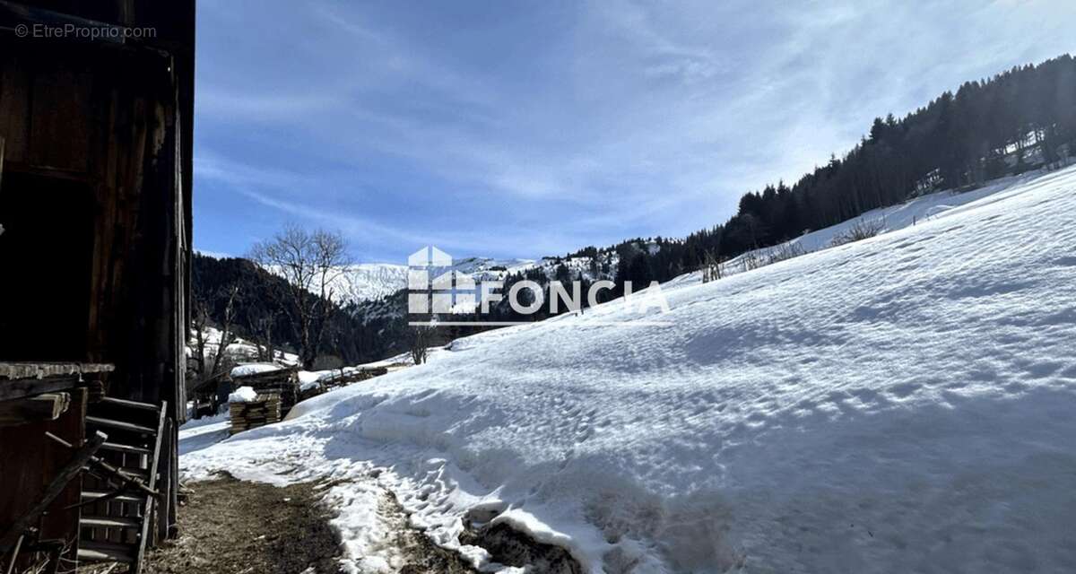 Maison à NOTRE-DAME-DE-BELLECOMBE