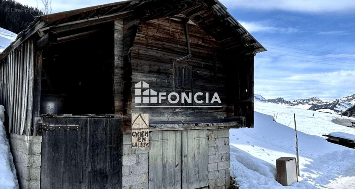 Maison à NOTRE-DAME-DE-BELLECOMBE