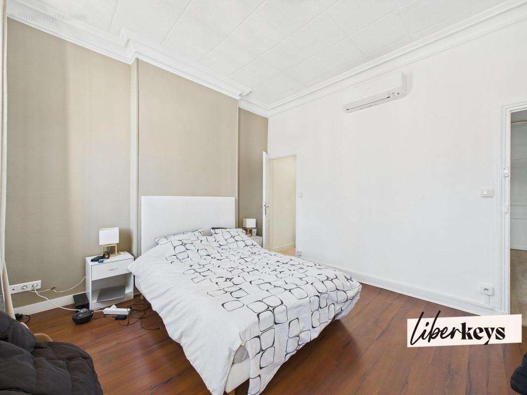 Appartement à MARSEILLE-6E