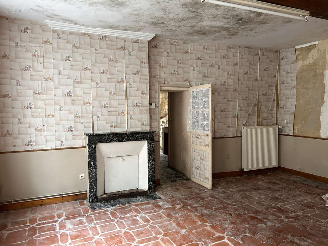 Maison à LE PIN-LA-GARENNE