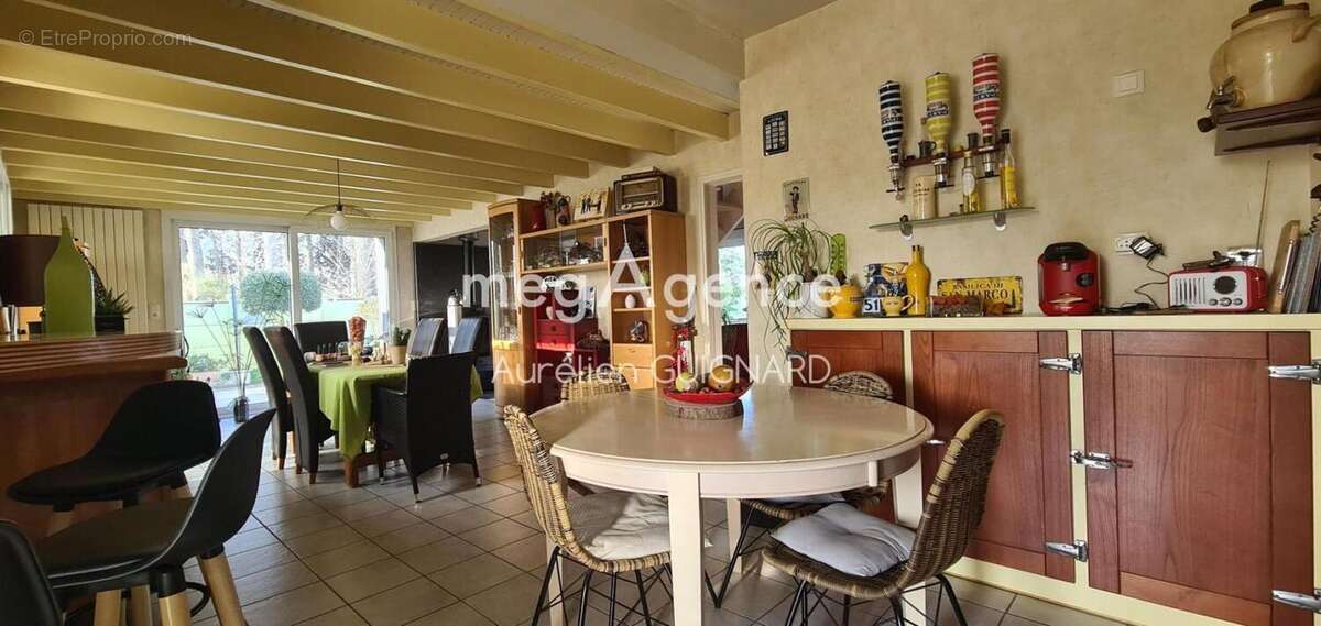 Maison à NUEIL-LES-AUBIERS