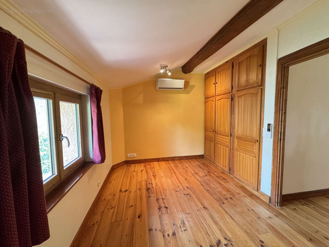 Maison à LE CASTERA