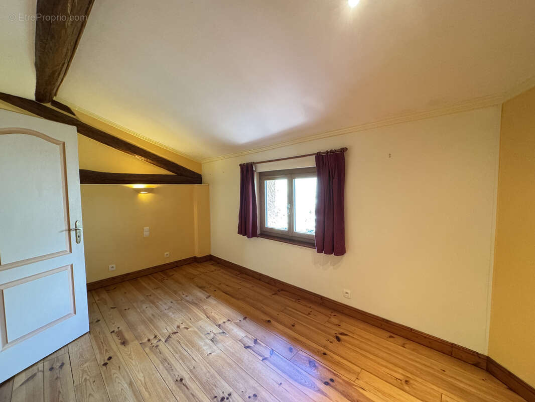 Maison à LE CASTERA