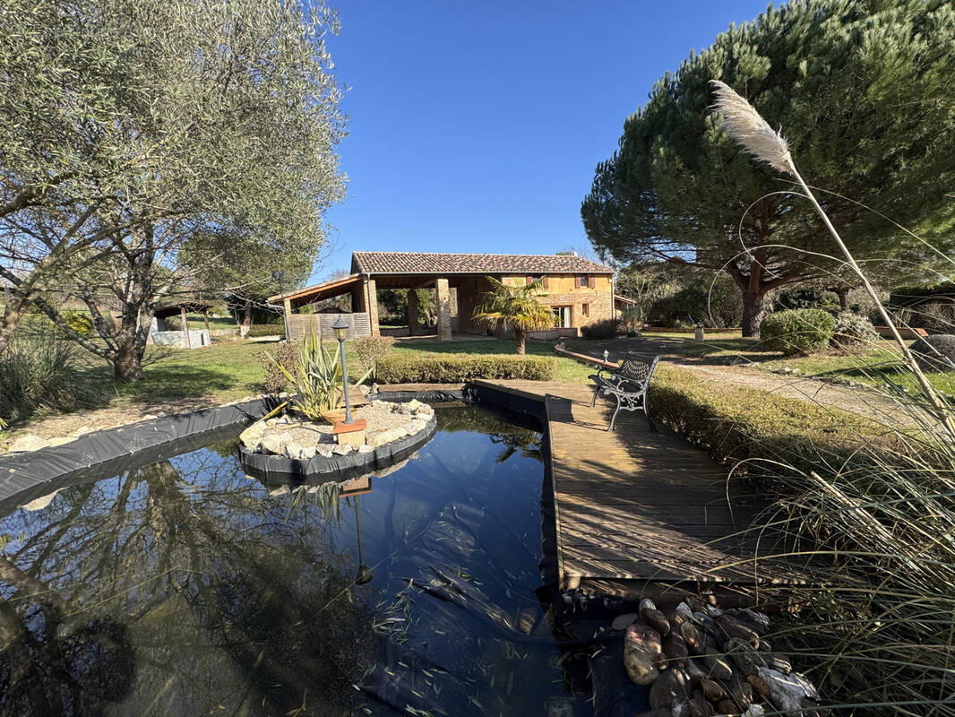 Maison à LE CASTERA