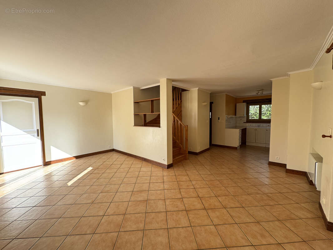 Maison à LE CASTERA