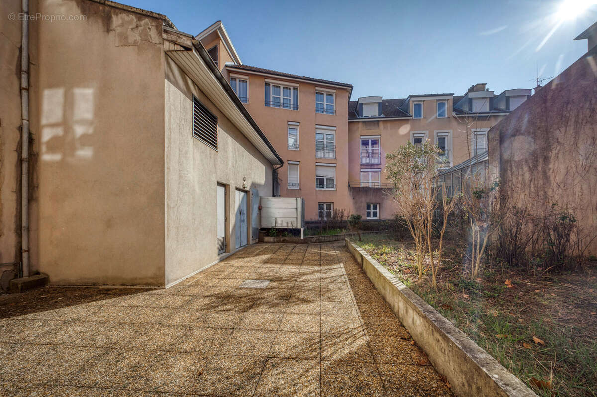 Commerce à GRENOBLE