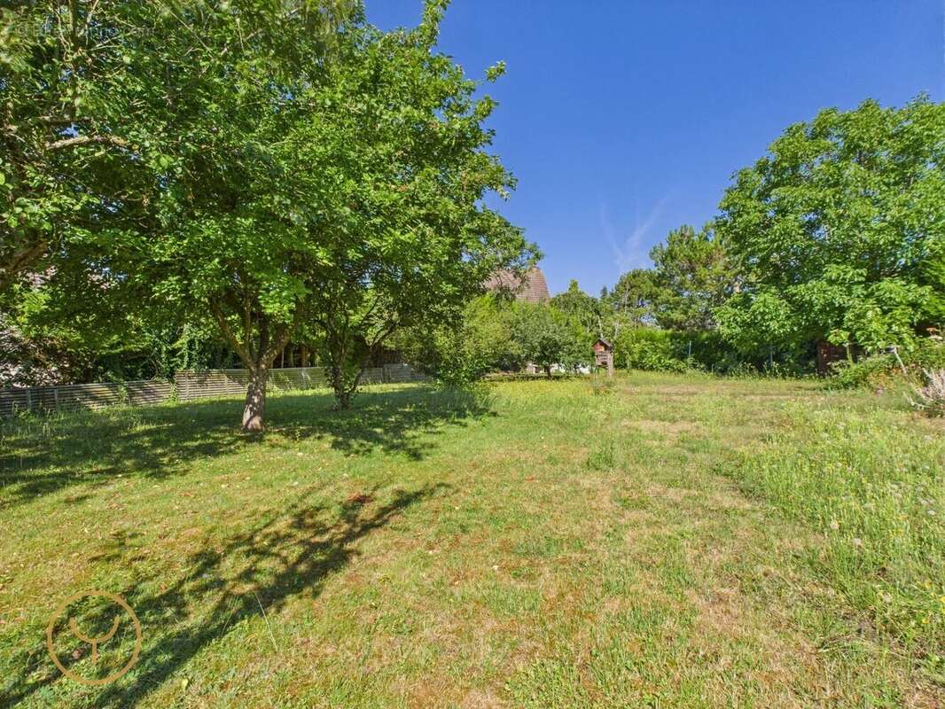 Maison à SAINT-POUANGE