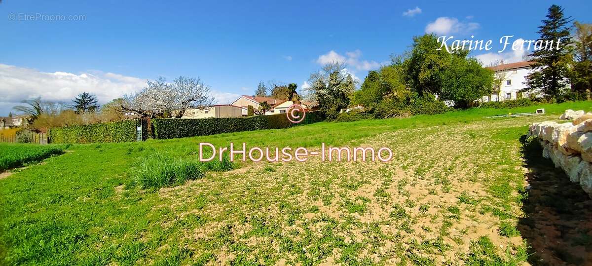 Terrain à SAINT-BERNARD