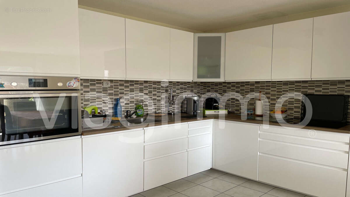 Appartement à MARSEILLE-11E