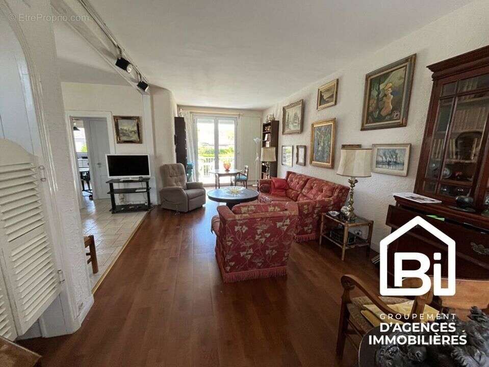 Maison à OUISTREHAM