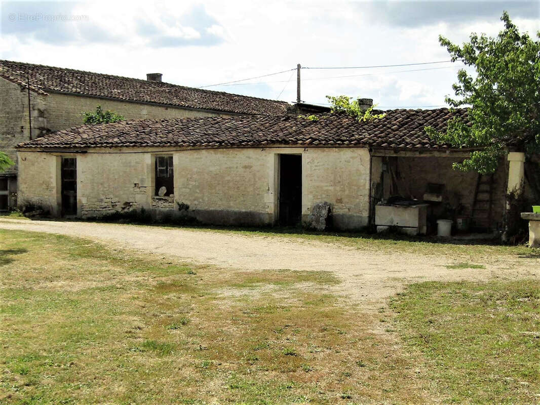 Maison à SIGOGNE