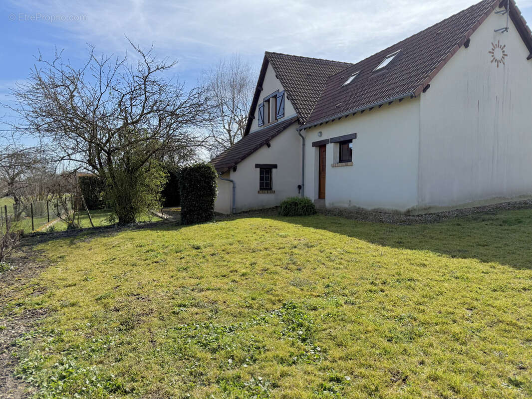 Maison à MENNETOU-SUR-CHER