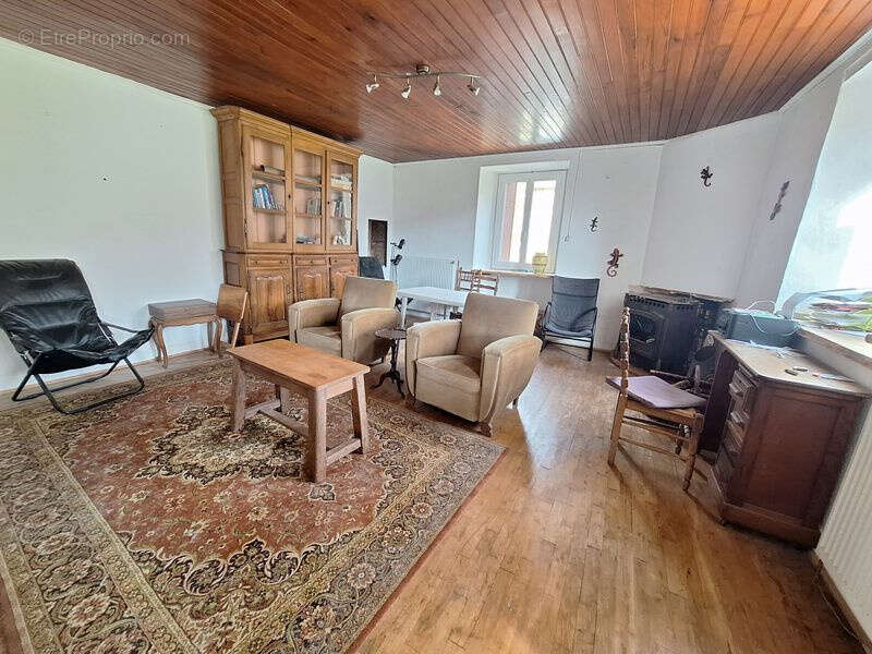 Maison à SOUSCEYRAC