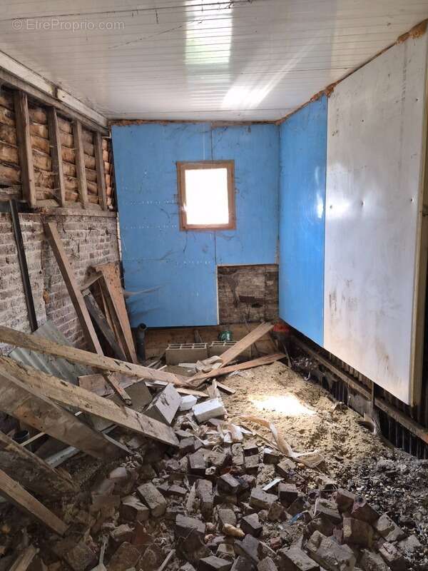 Maison à MONTCORNET