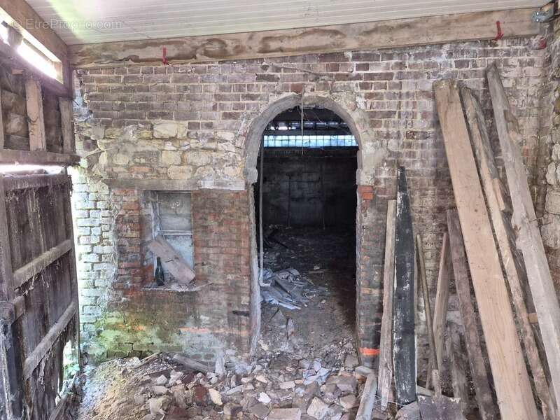 Maison à MONTCORNET